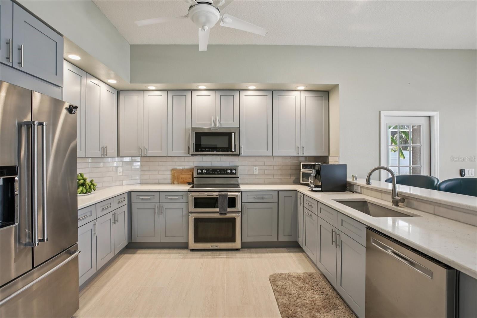 TWIN LAKES PARCELS D1 D3 & E - Residential