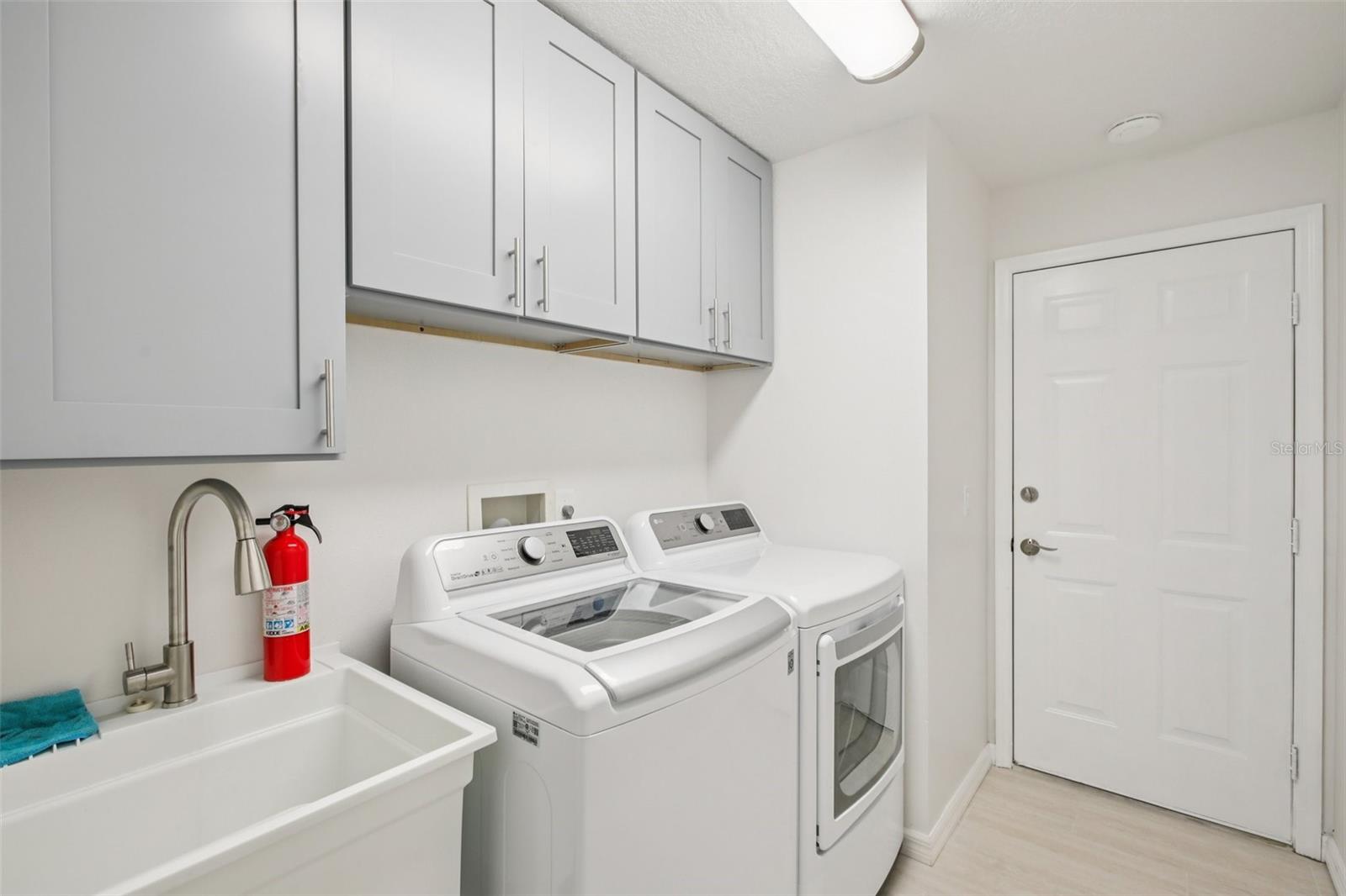 TWIN LAKES PARCELS D1 D3 & E - Residential