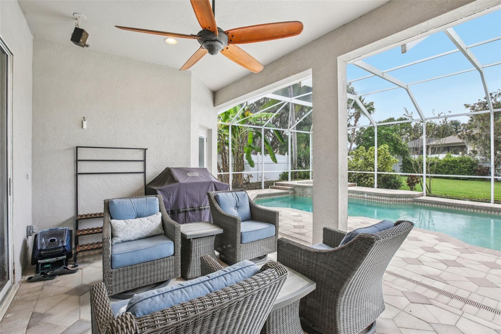 TWIN LAKES PARCELS D1 D3 & E - Residential