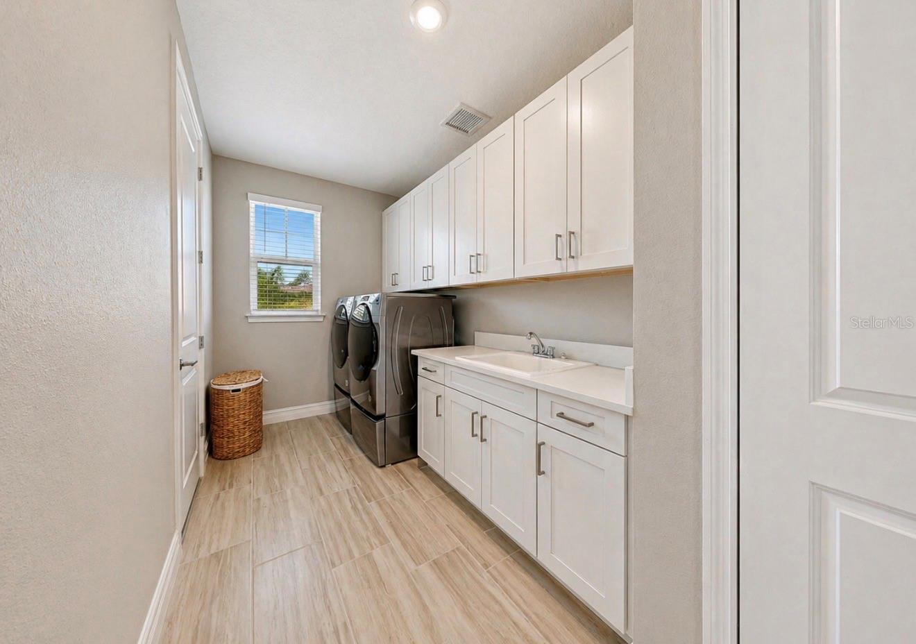 ANTIGUA COVE PH 1 - Residential