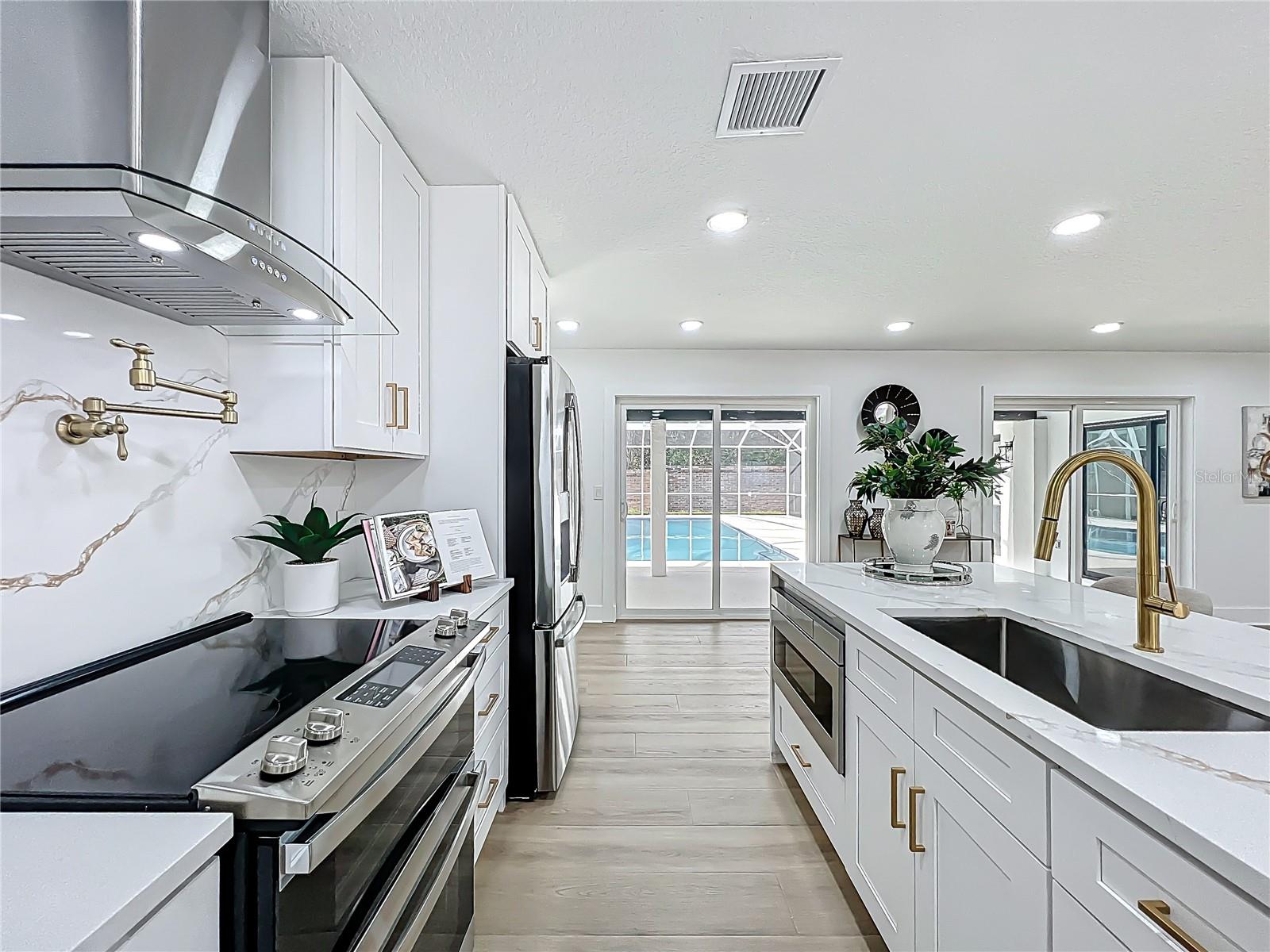 MAITLAND GROVE - Residential