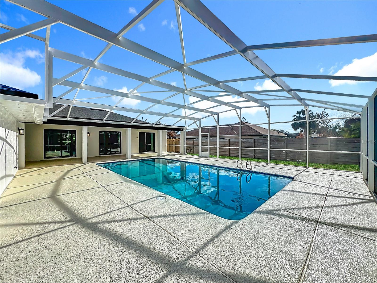 MAITLAND GROVE - Residential