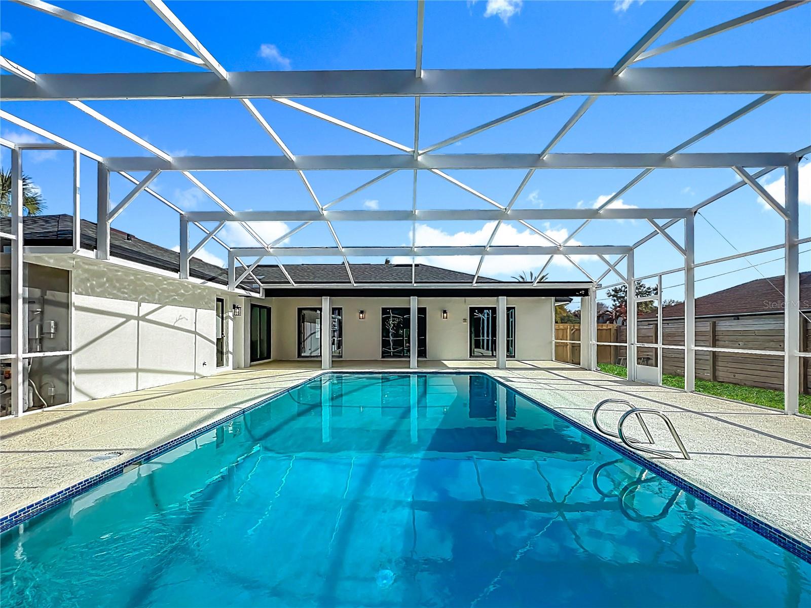 MAITLAND GROVE - Residential