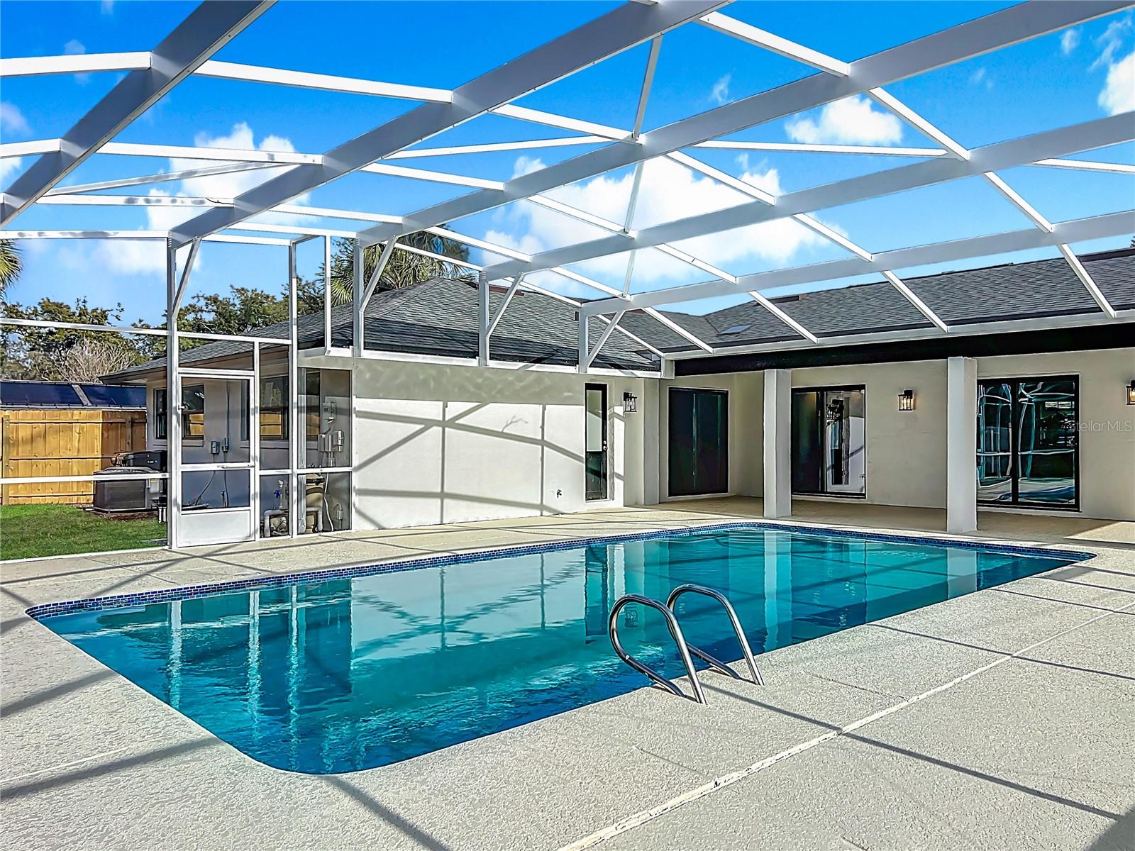 MAITLAND GROVE - Residential