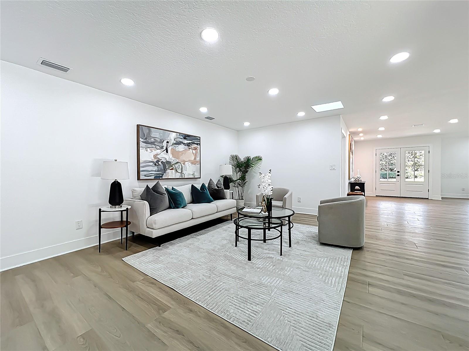 MAITLAND GROVE - Residential