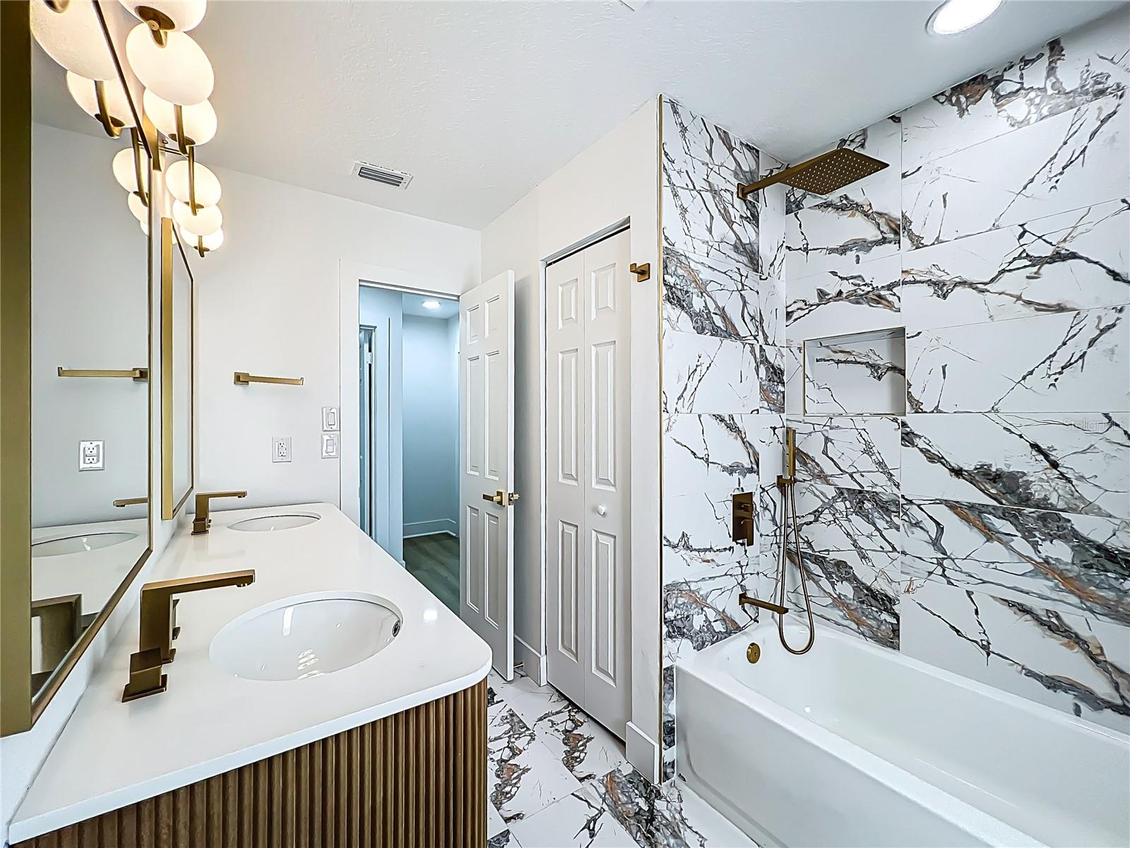 MAITLAND GROVE - Residential