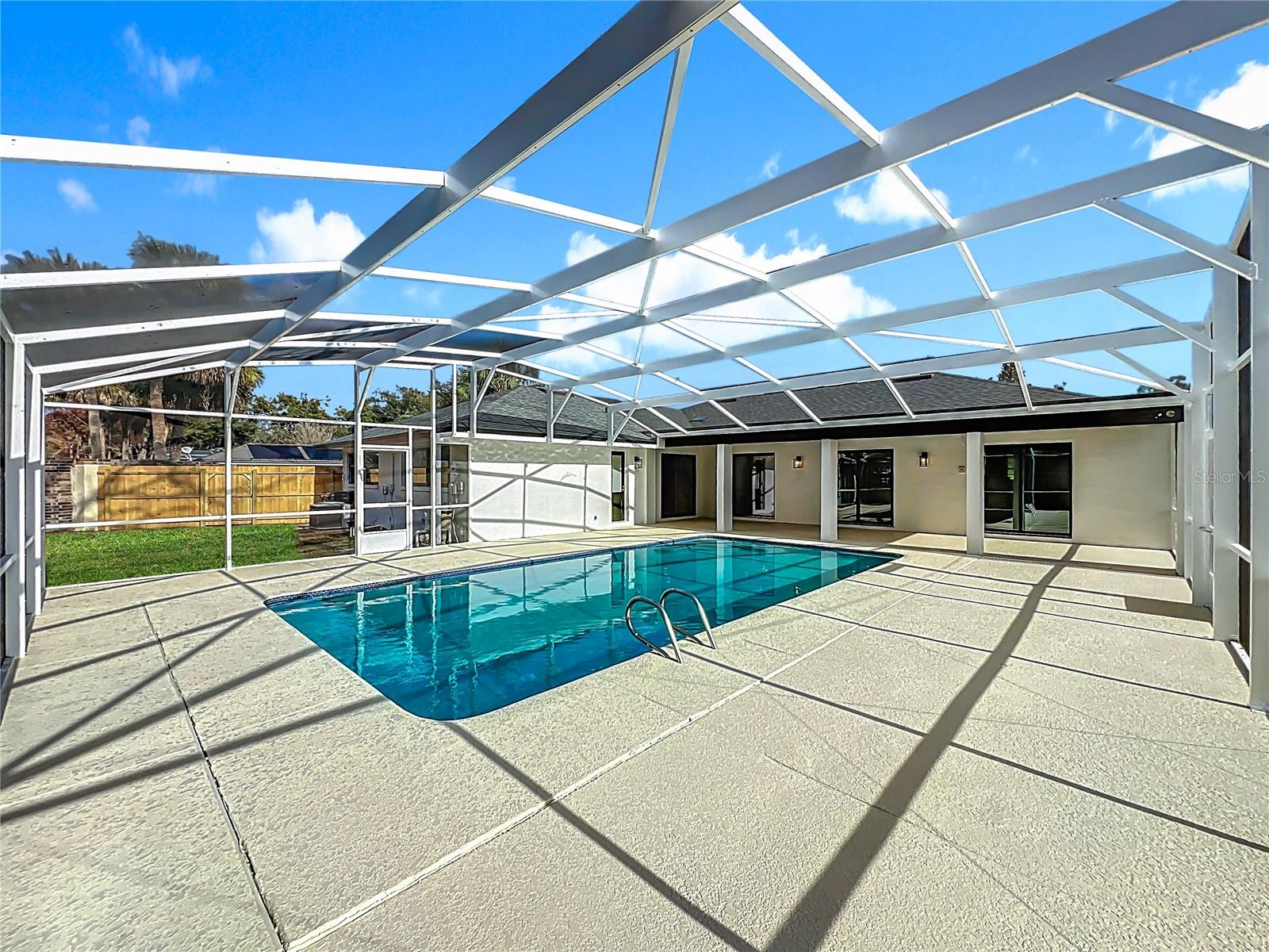 MAITLAND GROVE - Residential