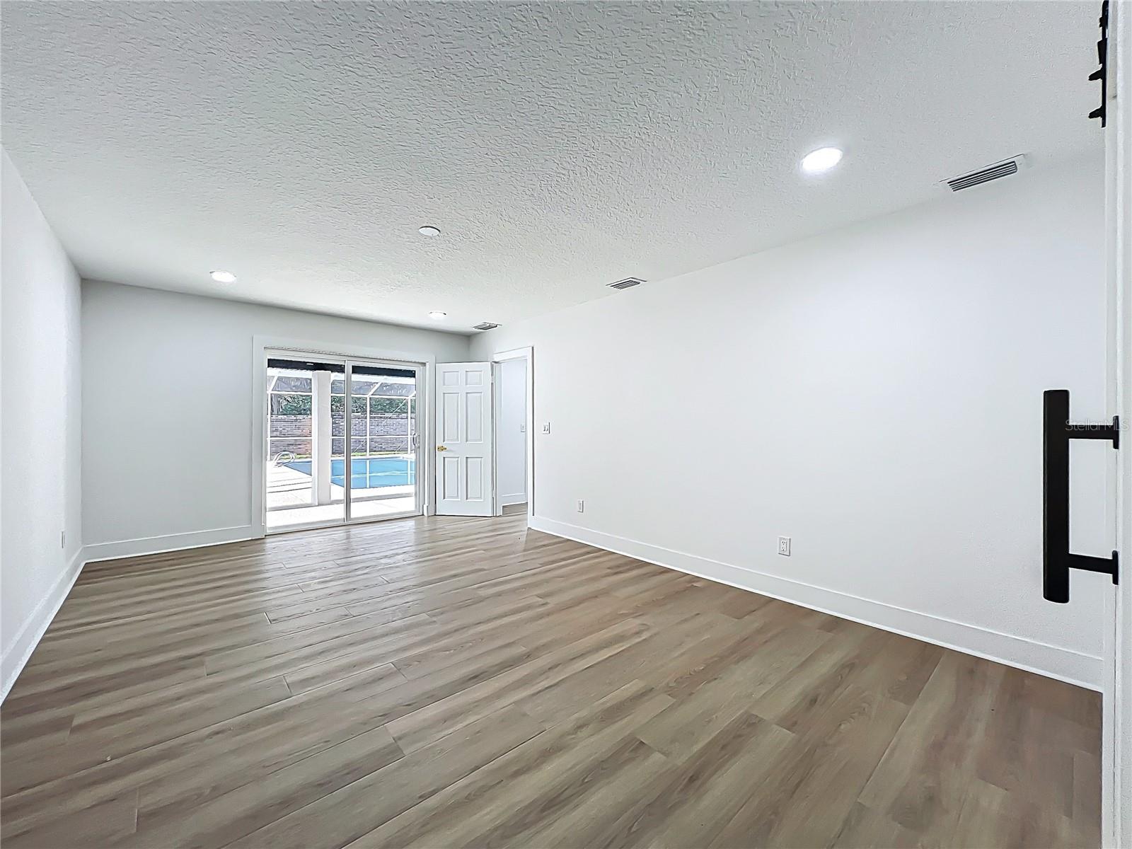 MAITLAND GROVE - Residential