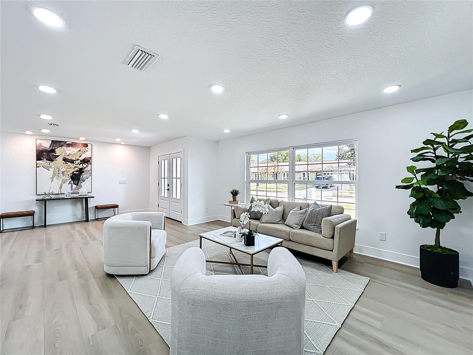 MAITLAND GROVE - Residential