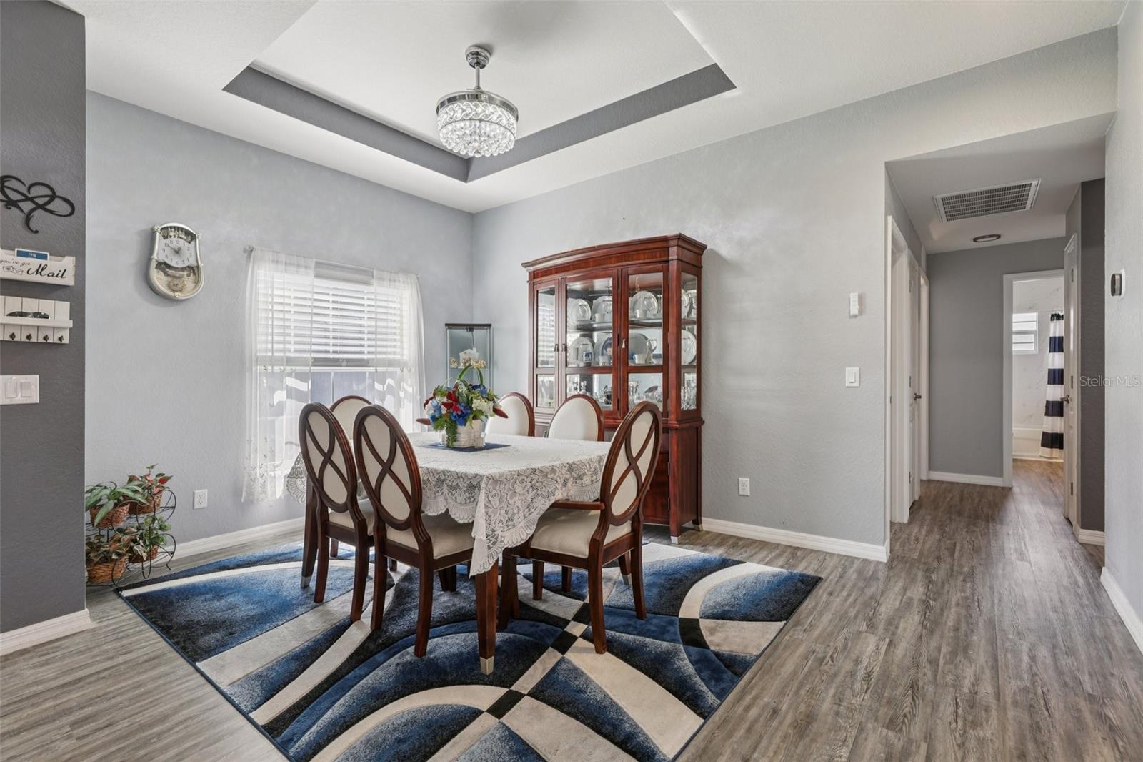 WALK IN WATER LAKE ESTATES PH 01 - Residential