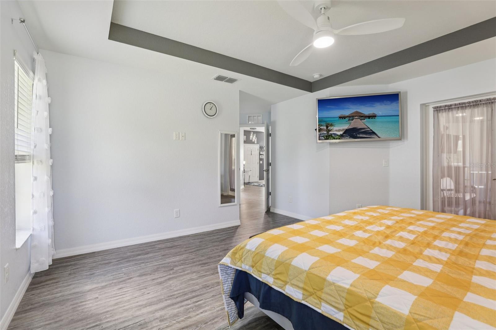 WALK IN WATER LAKE ESTATES PH 01 - Residential