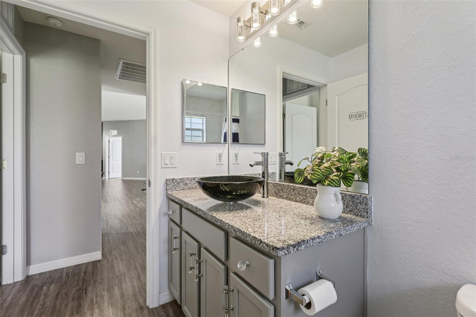 WALK IN WATER LAKE ESTATES PH 01 - Residential