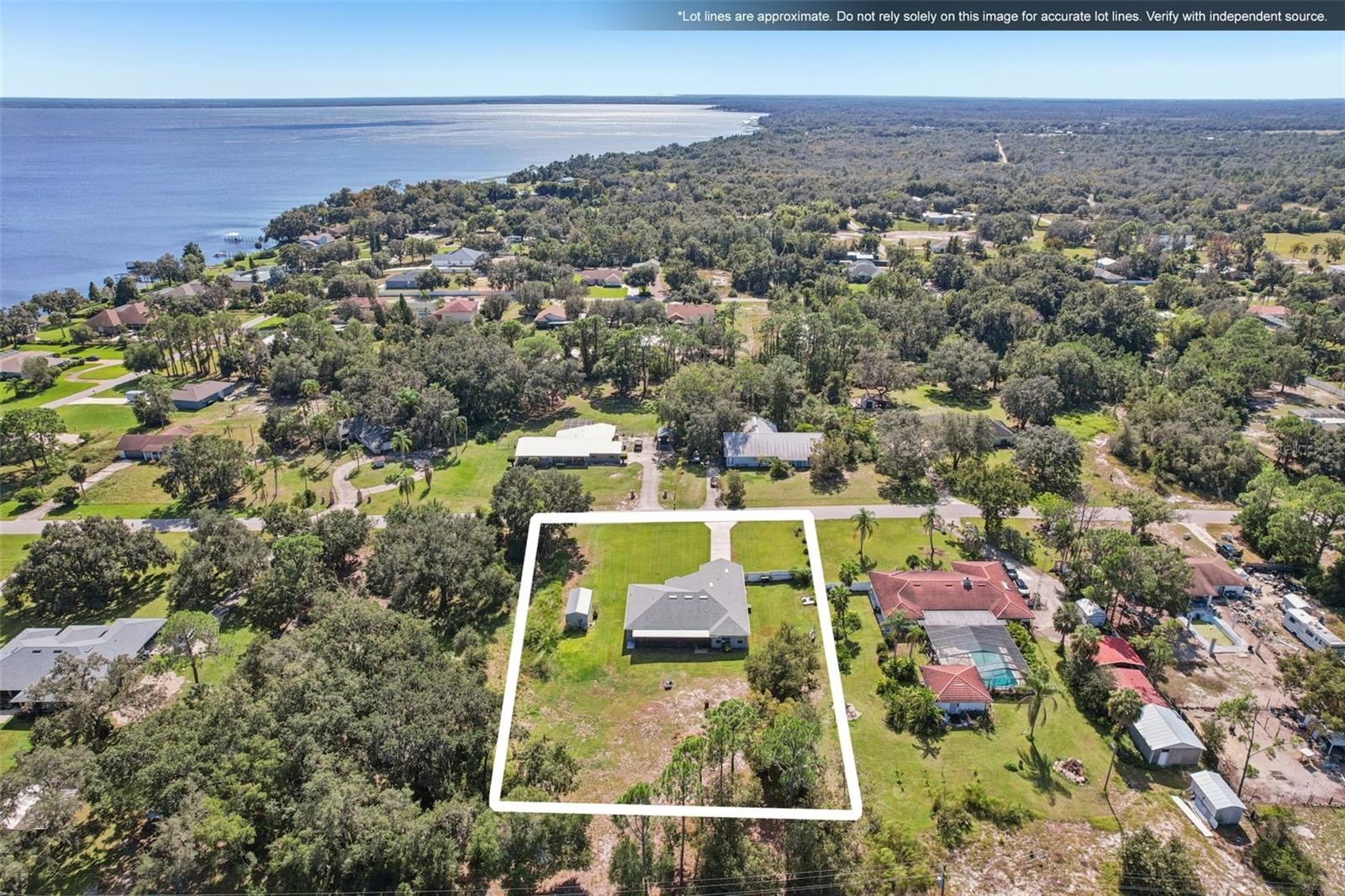 WALK IN WATER LAKE ESTATES PH 01 - Residential