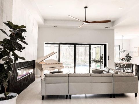 A home in PORT CHARLOTTE