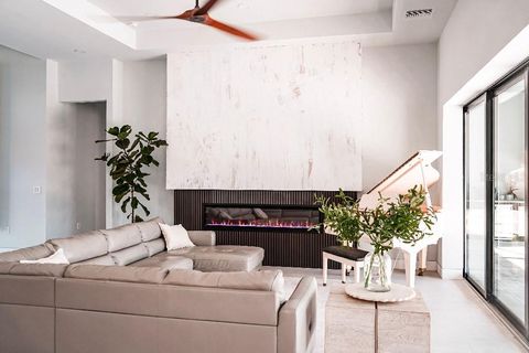A home in PORT CHARLOTTE