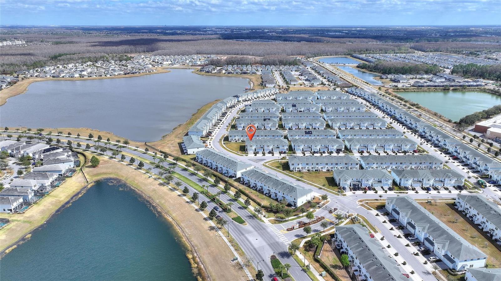 STOREY LAKE - Residential