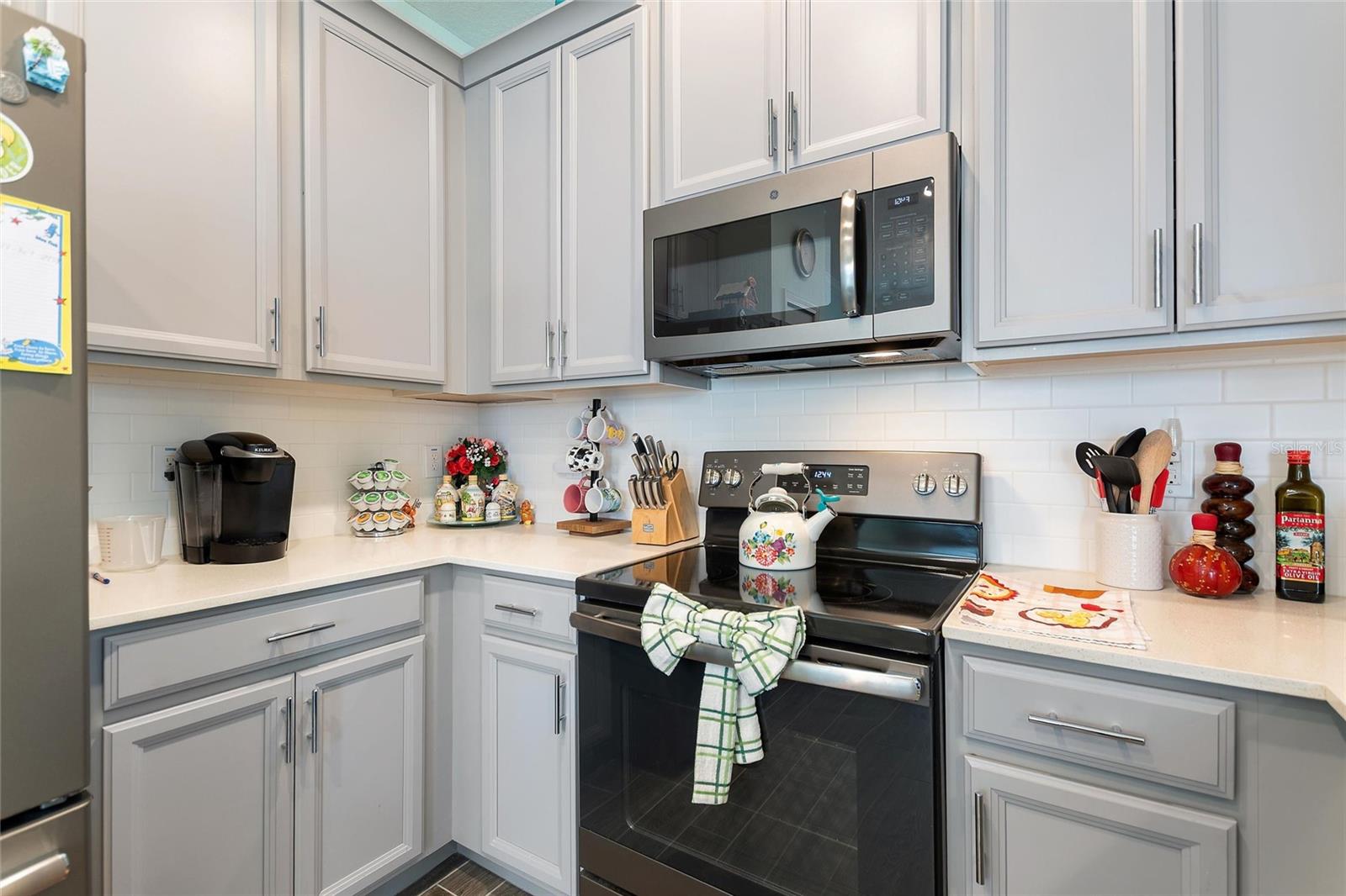 STOREY LAKE - Residential