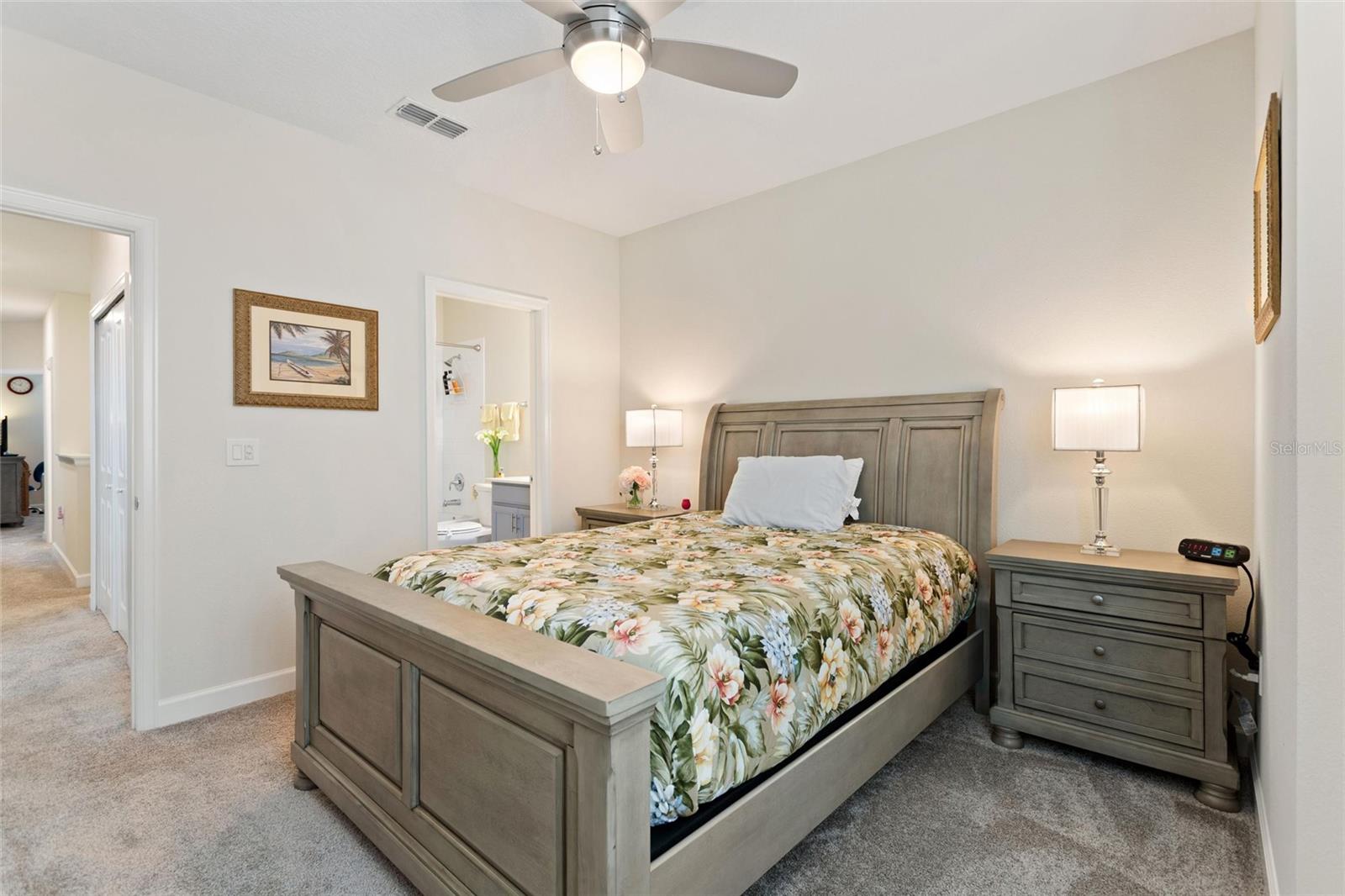 STOREY LAKE - Residential