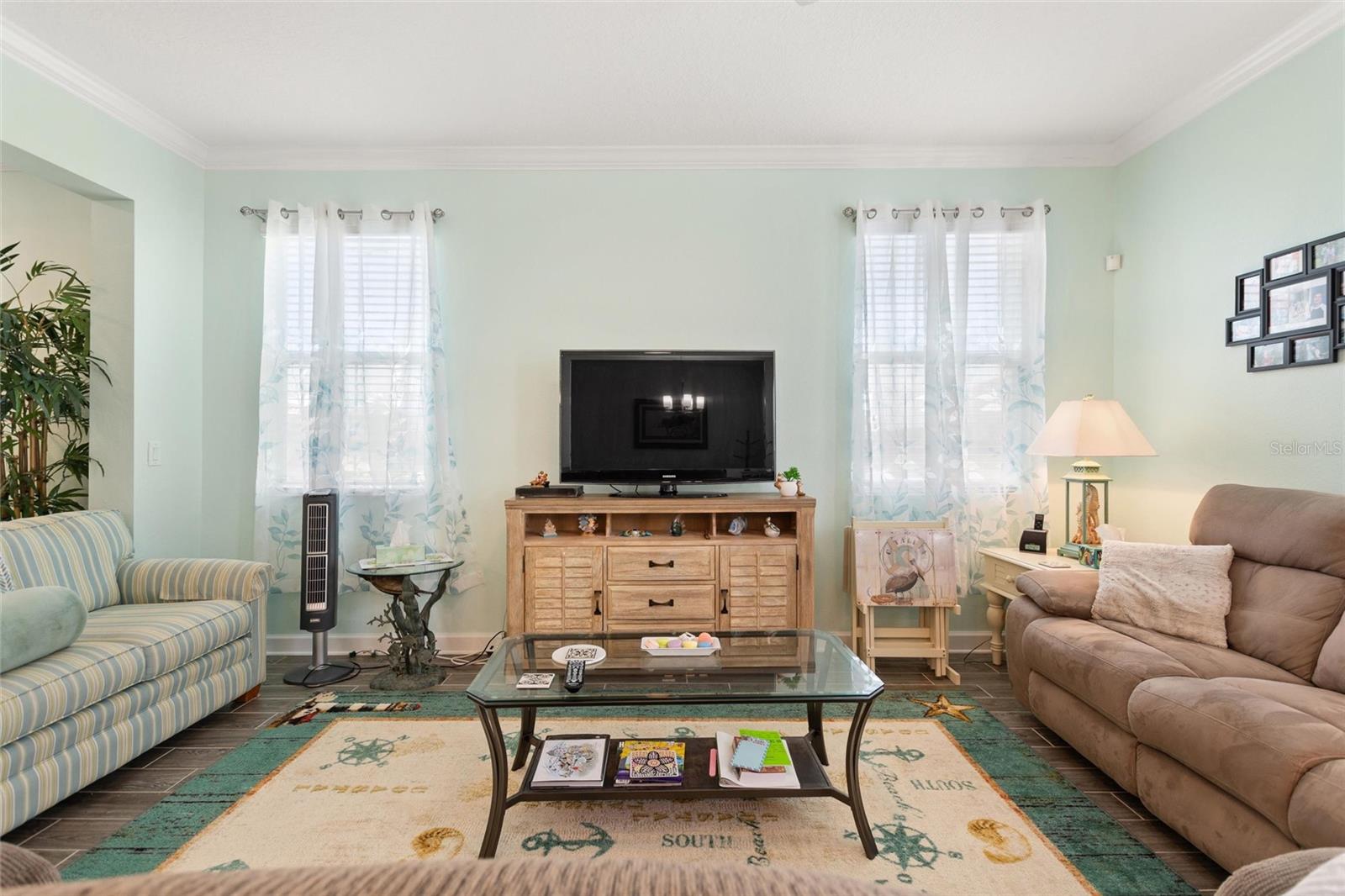 STOREY LAKE - Residential