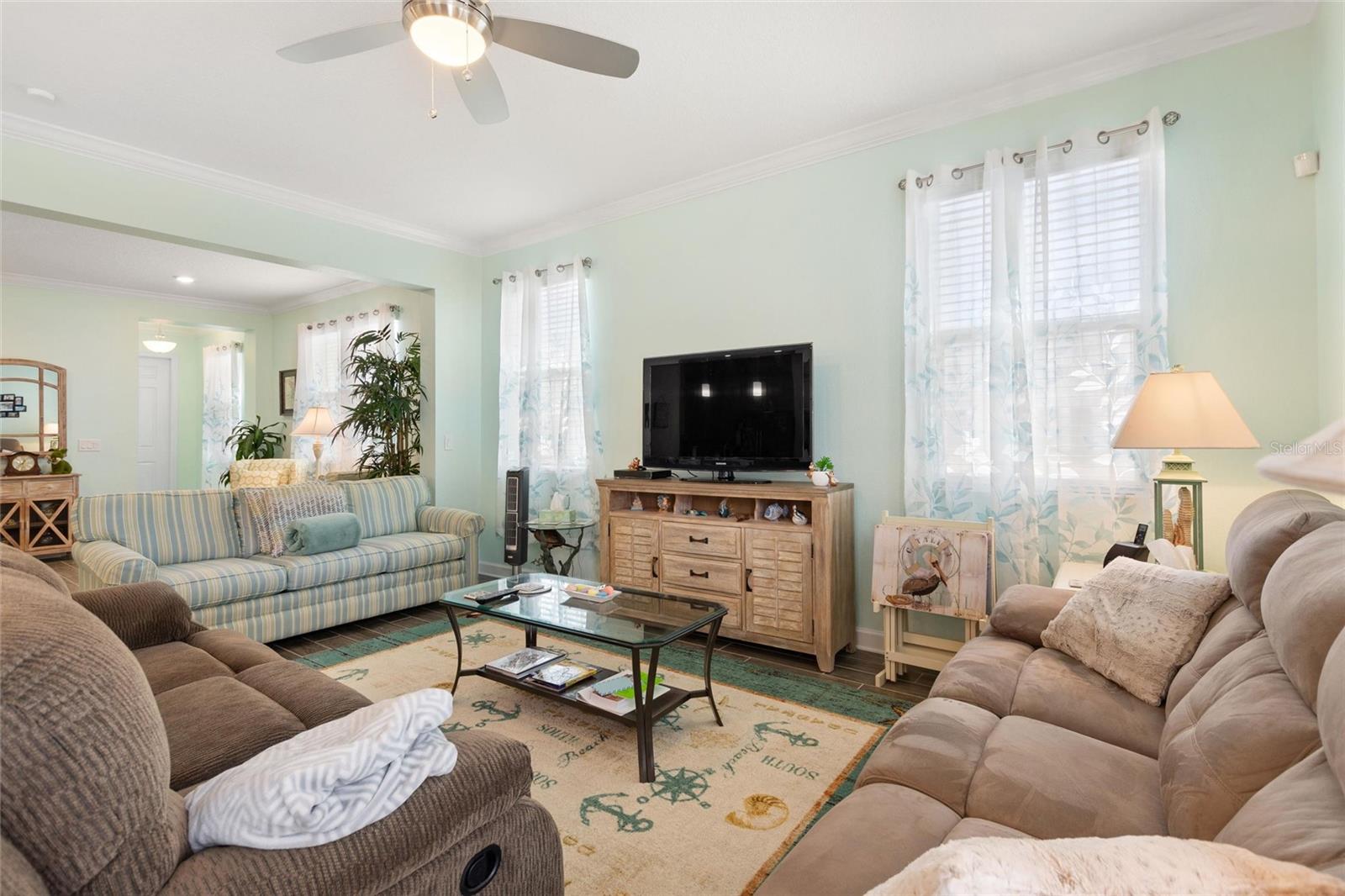 STOREY LAKE - Residential