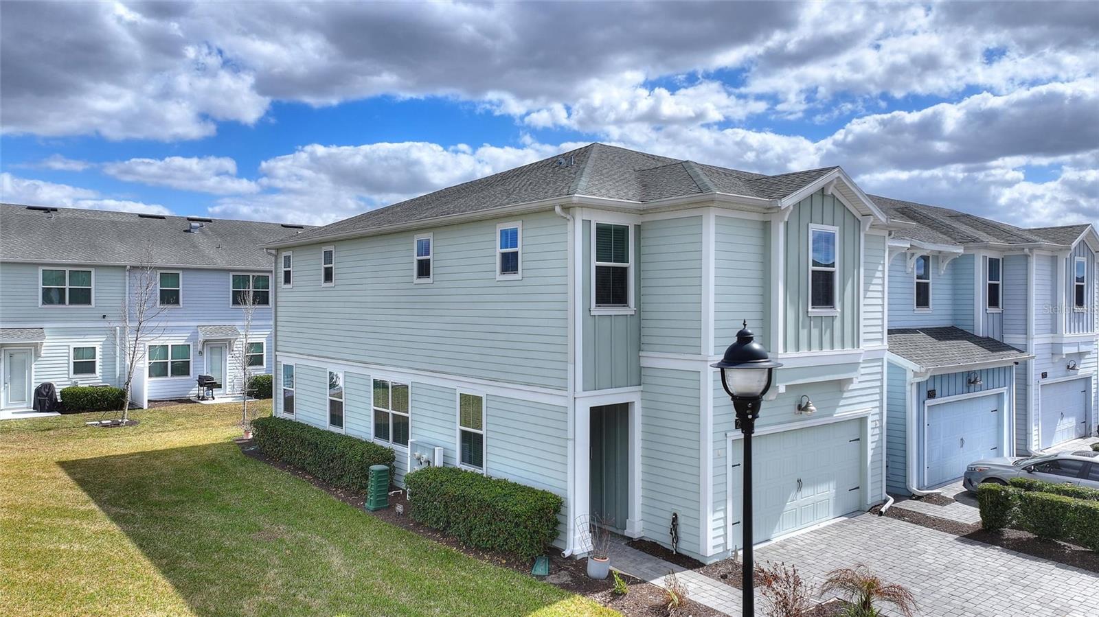 STOREY LAKE - Residential