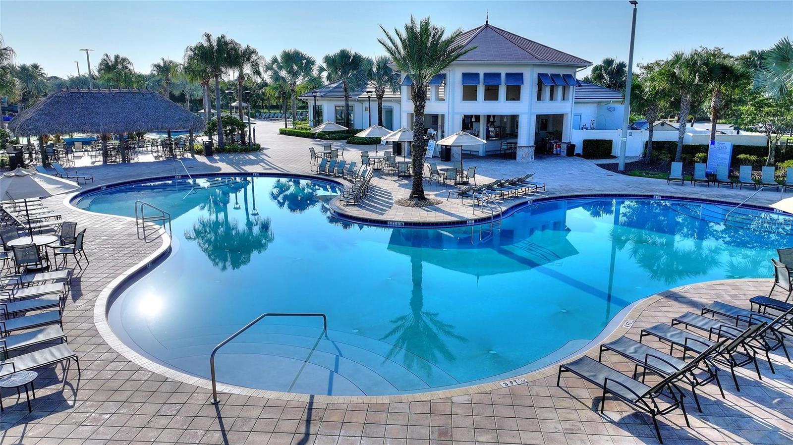 STOREY LAKE - Residential