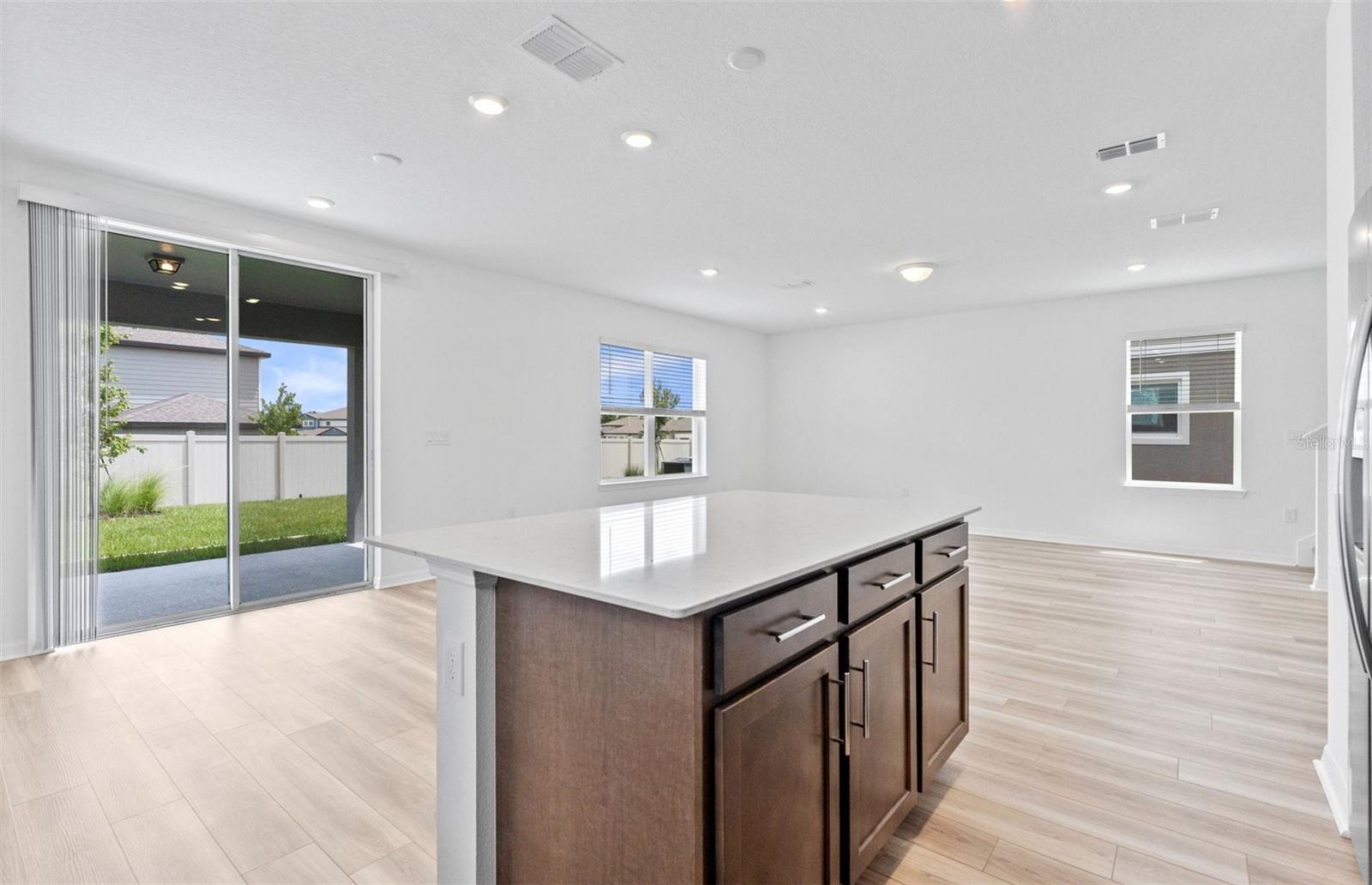 1452 HAMILTON WAY