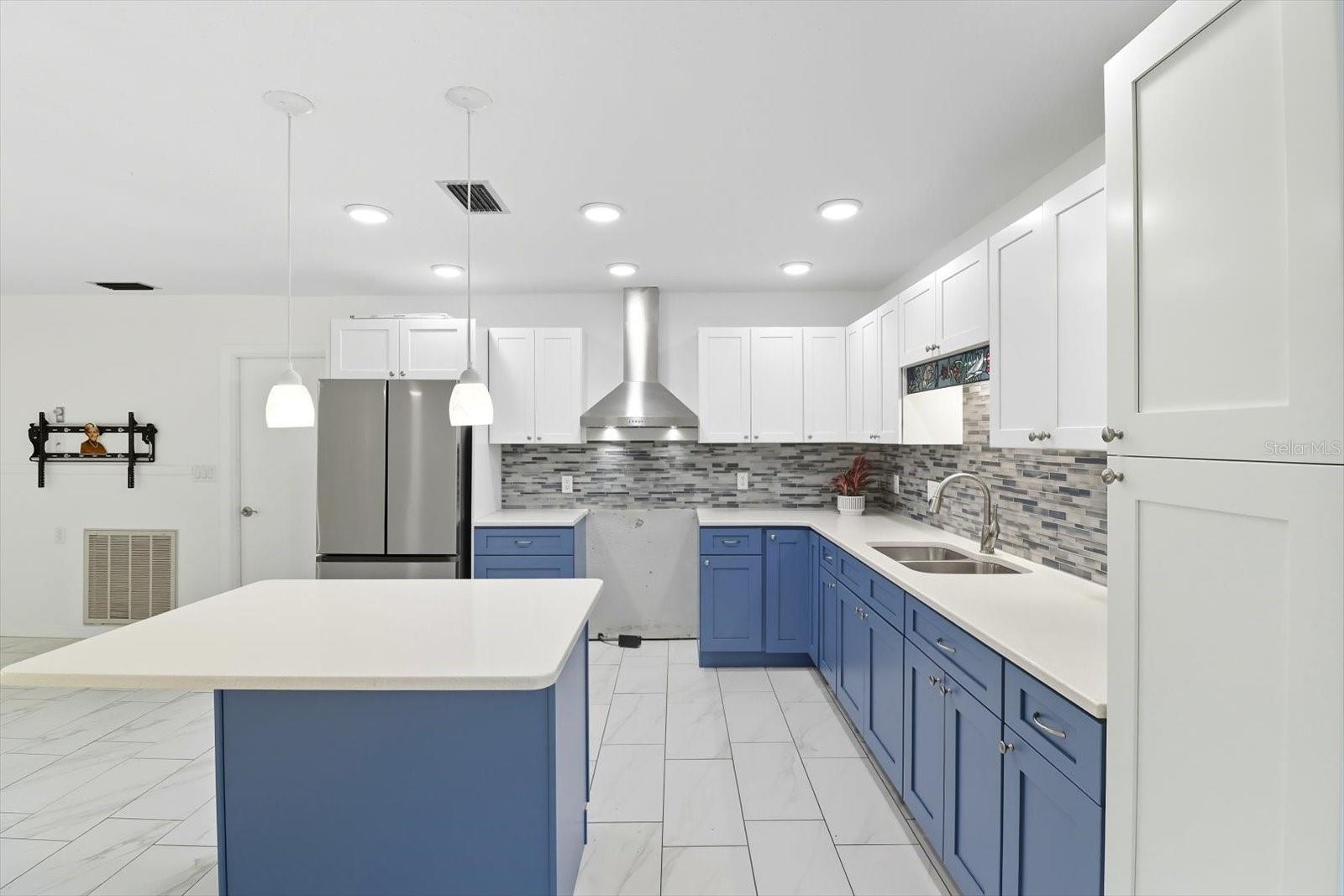 BLUE WATER FOREST - Residential