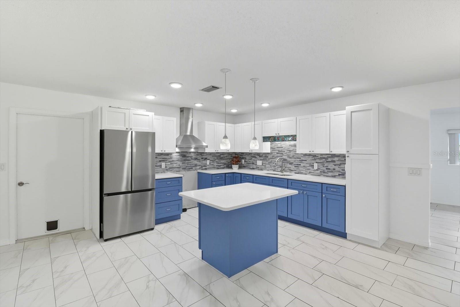 BLUE WATER FOREST - Residential