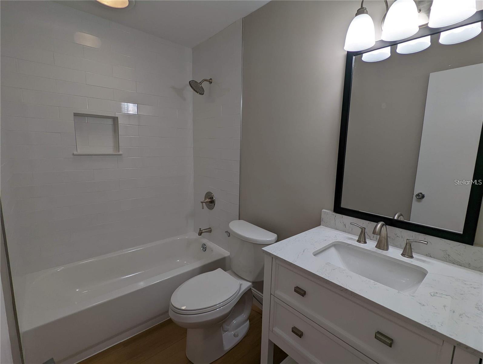 SUNSET POINT 2ND ADD - Residential Lease