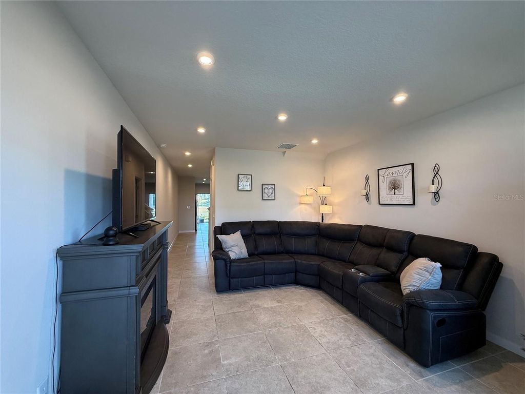 Photo of 1204 Port Blue Way, Lady Lake, FL 32159 (MLS # G5104903)