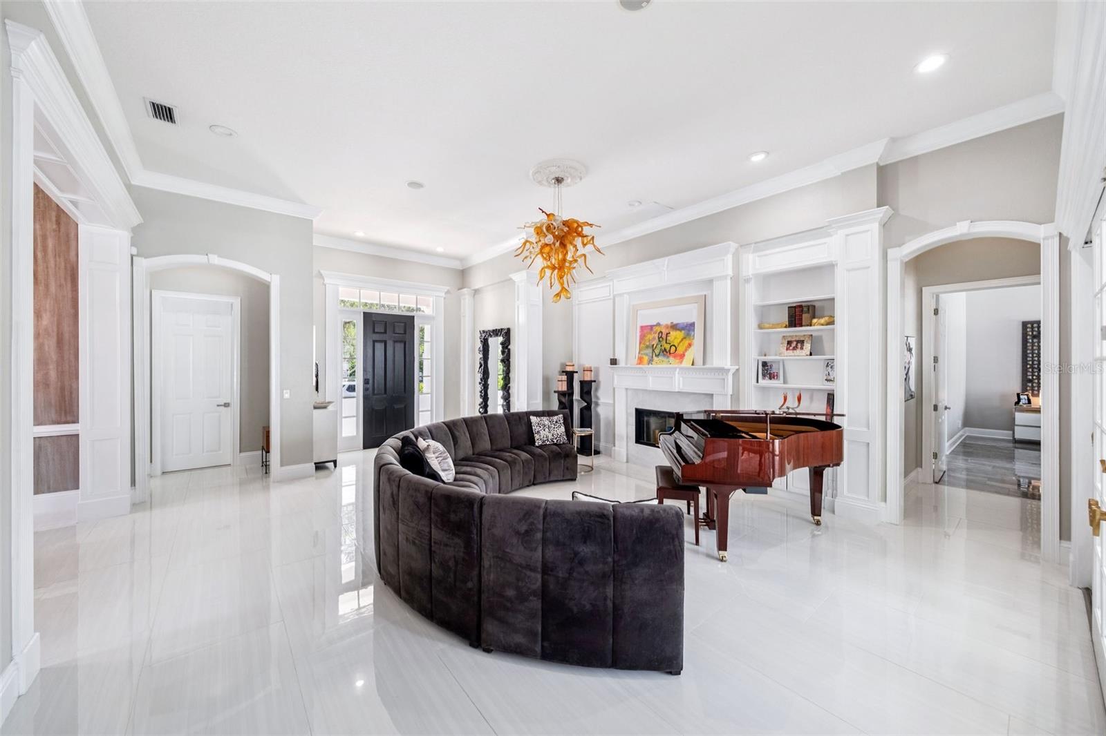 CELEBRATION VILLAGE - Residential