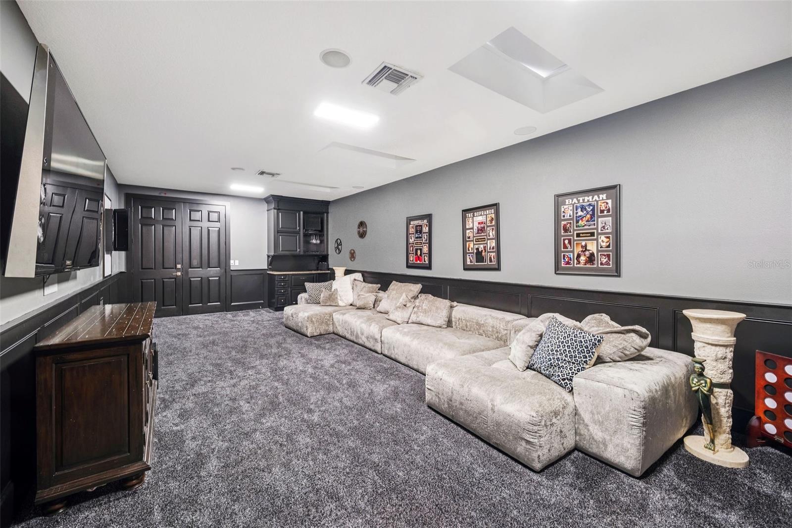 CELEBRATION VILLAGE - Residential