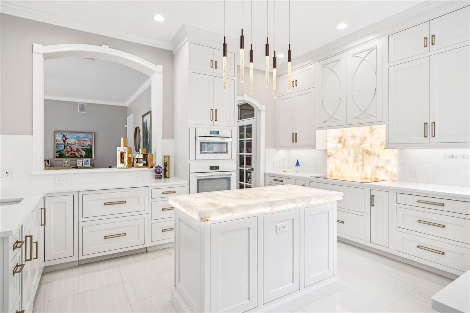 CELEBRATION VILLAGE - Residential