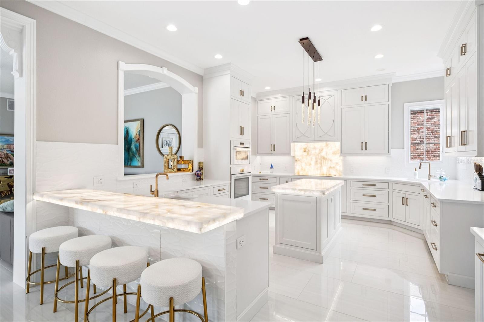 CELEBRATION VILLAGE - Residential