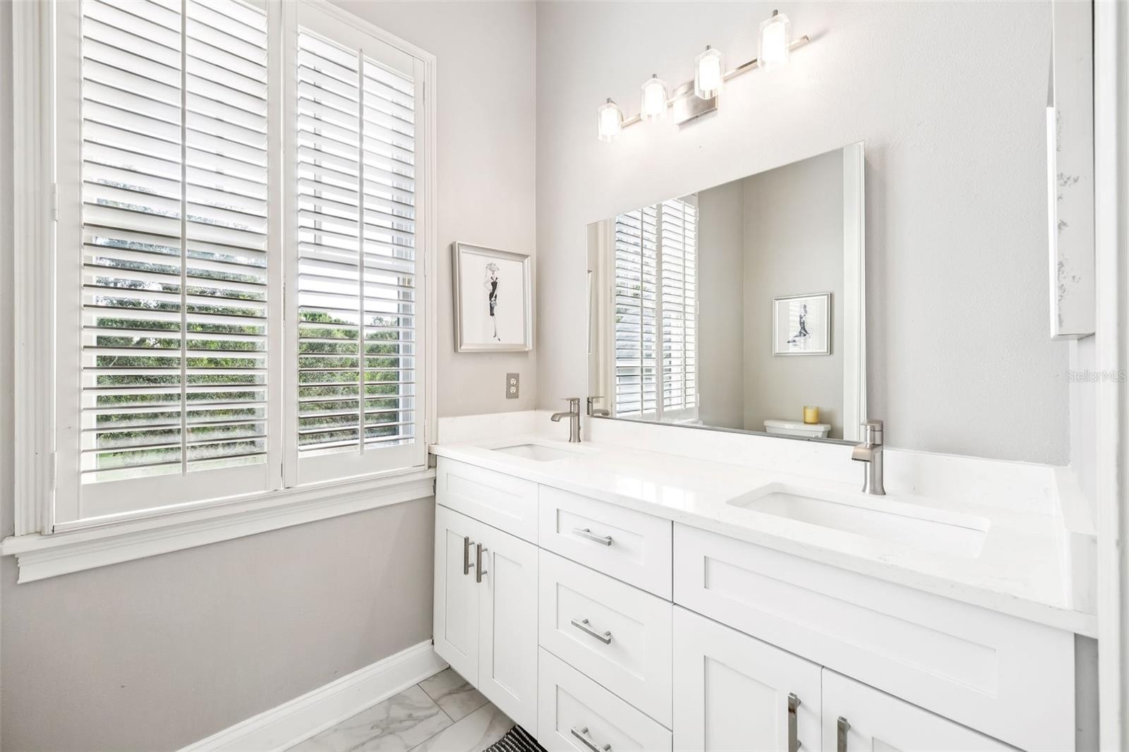 CELEBRATION VILLAGE - Residential