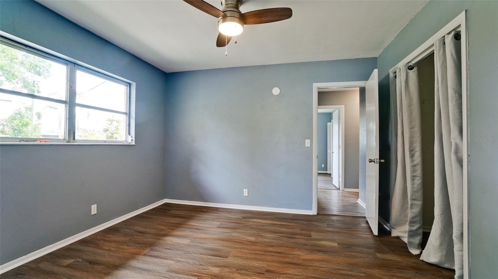 COUNTRY CLUB HEIGHTS - Residential