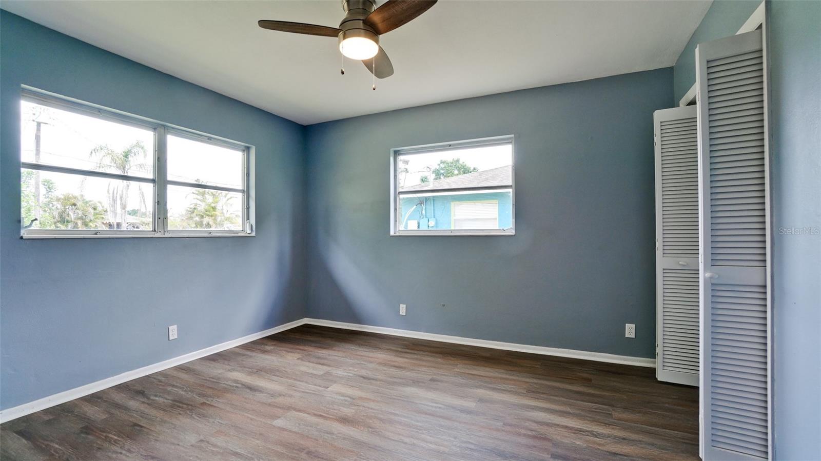 COUNTRY CLUB HEIGHTS - Residential