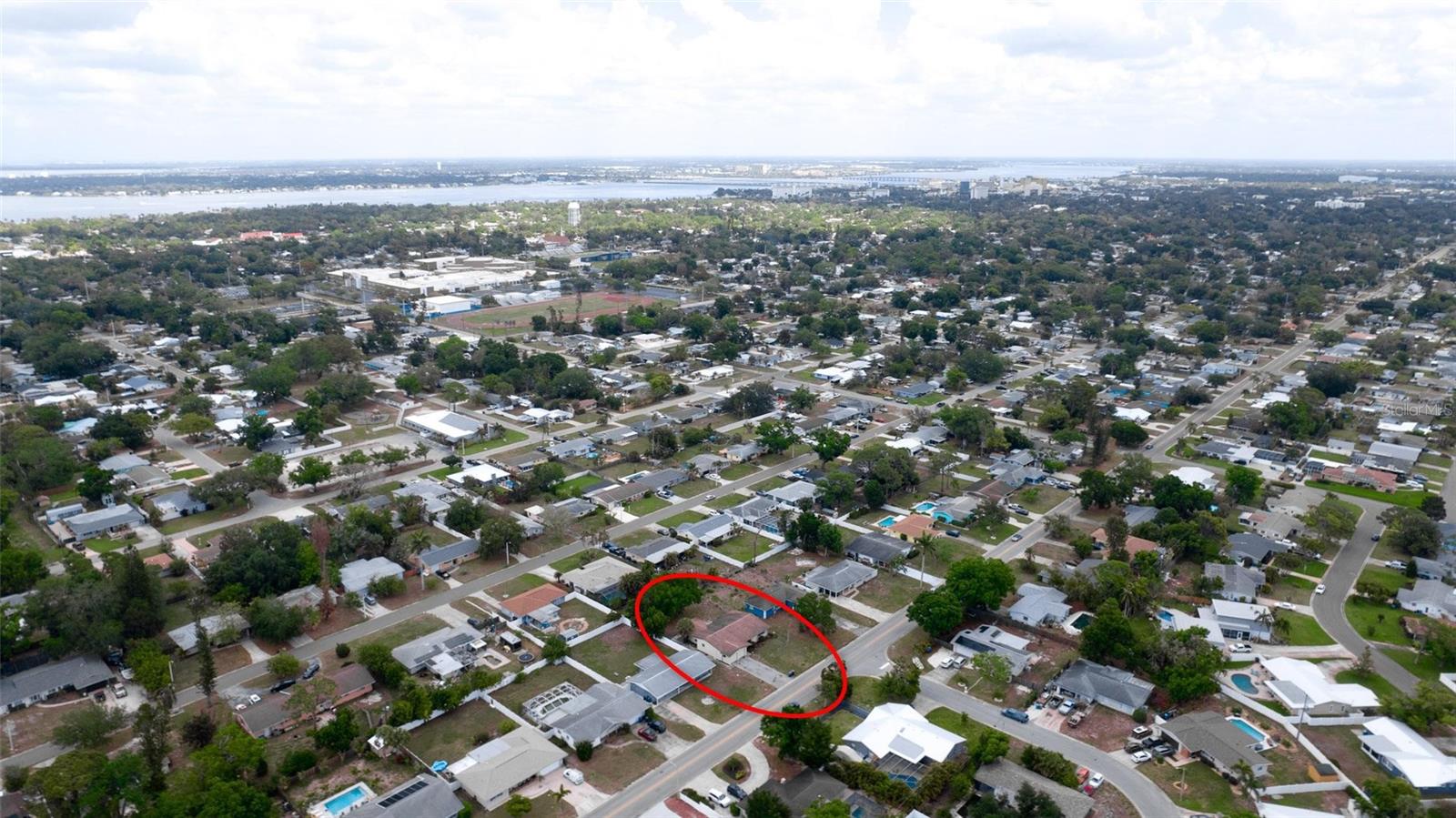 COUNTRY CLUB HEIGHTS - Residential