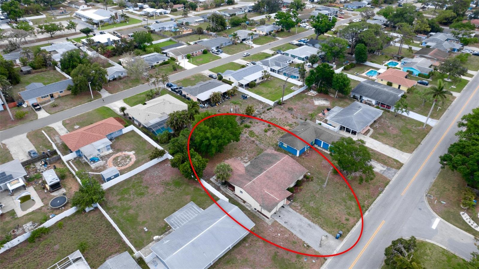 COUNTRY CLUB HEIGHTS - Residential