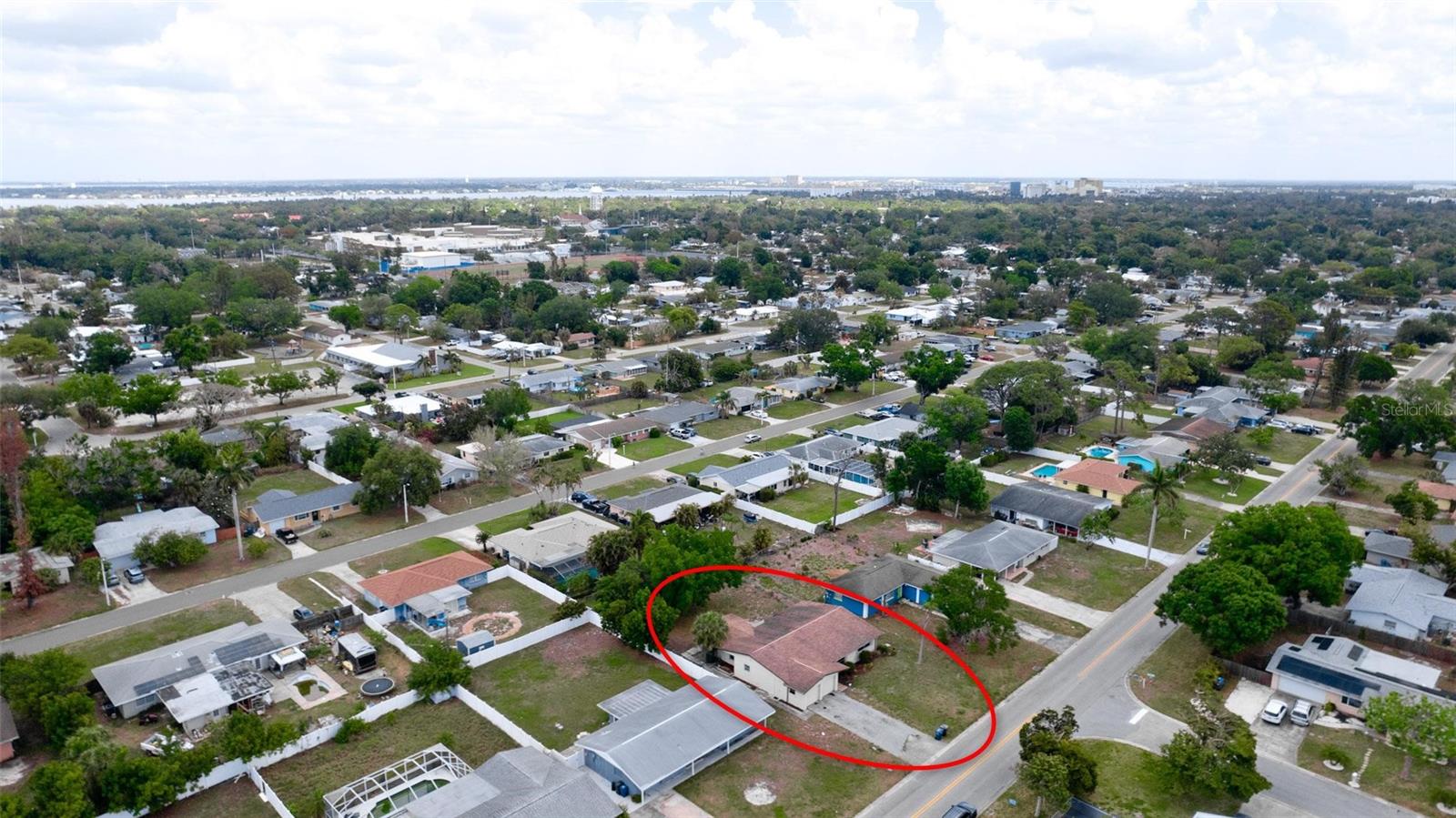 COUNTRY CLUB HEIGHTS - Residential