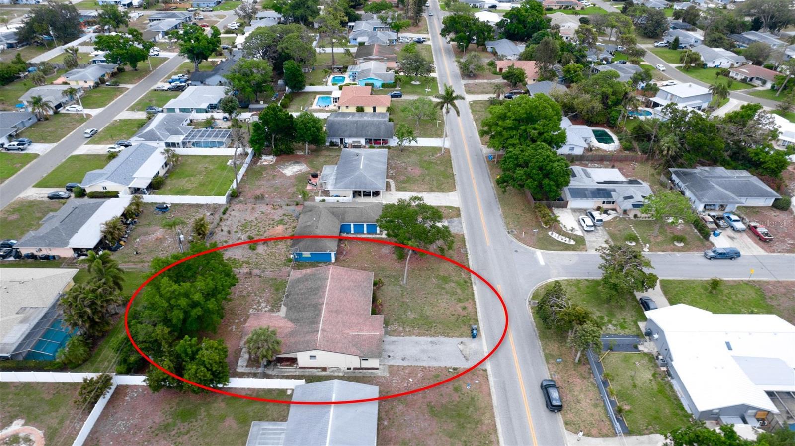 COUNTRY CLUB HEIGHTS - Residential