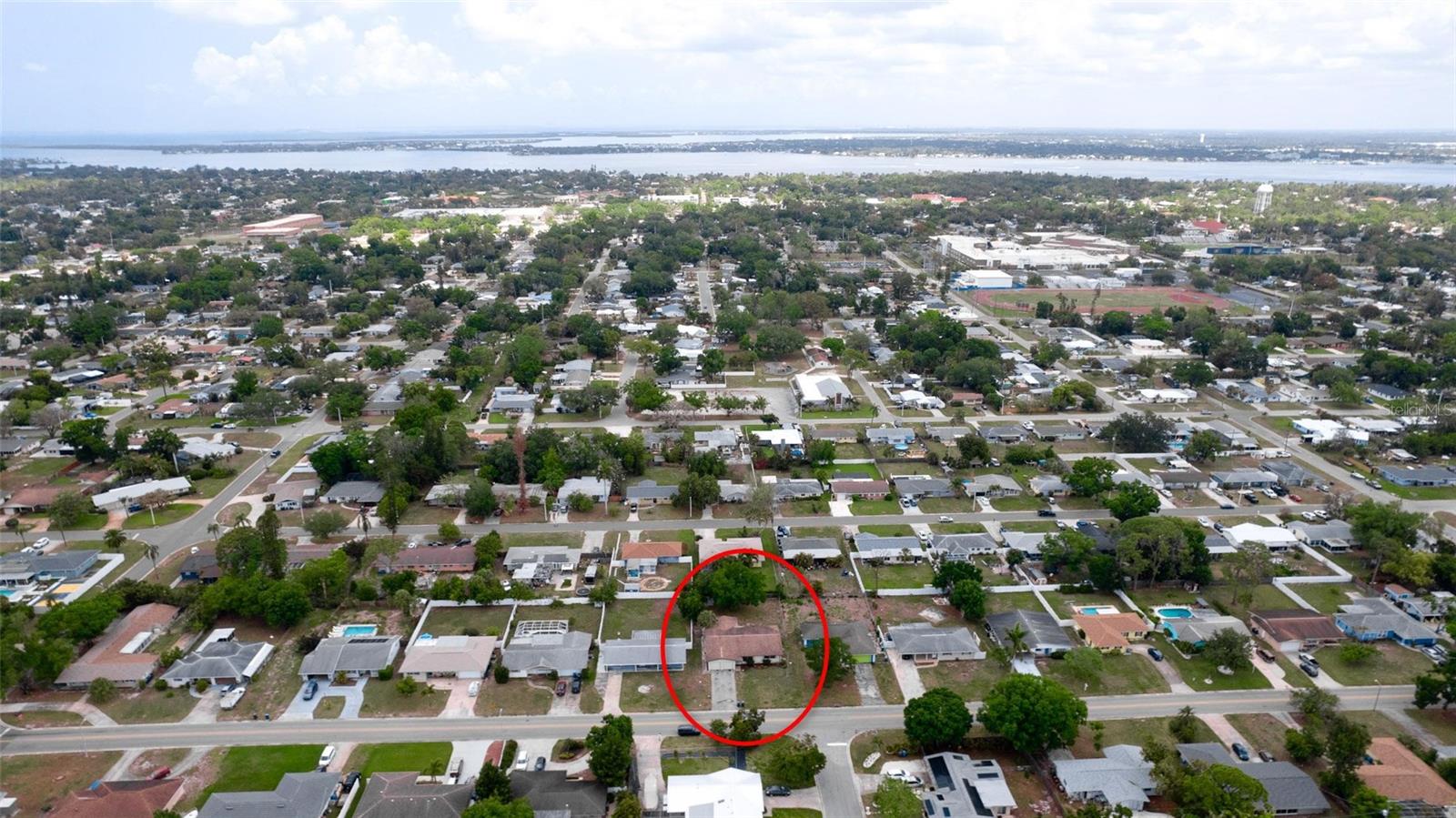 COUNTRY CLUB HEIGHTS - Residential