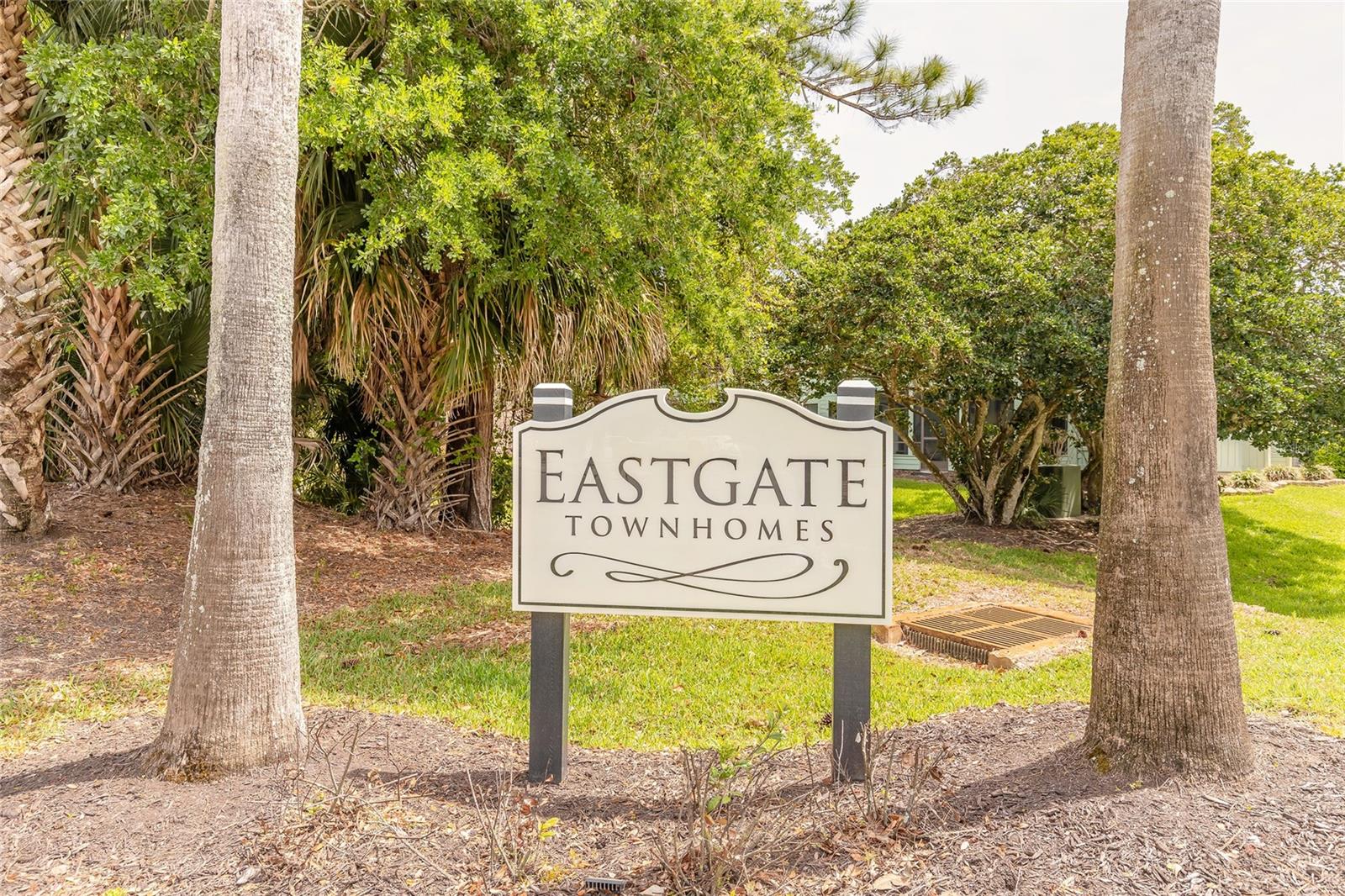 EASTGATE TWNHMS - Residential