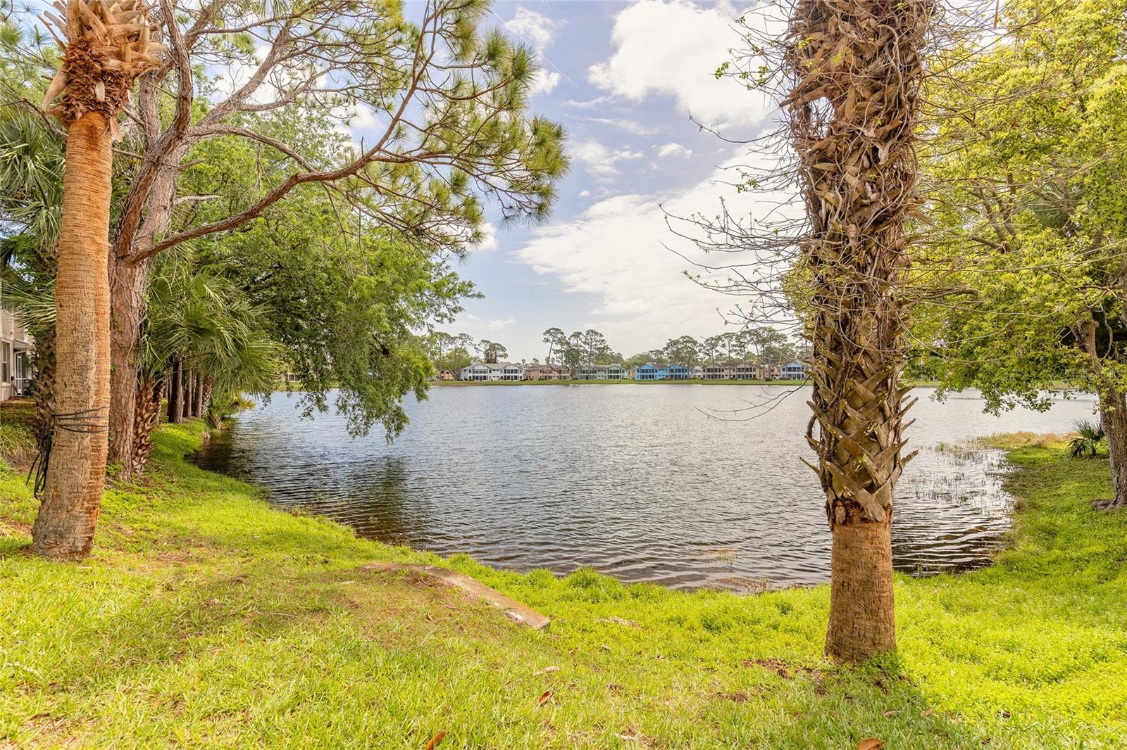 EASTGATE TWNHMS - Residential