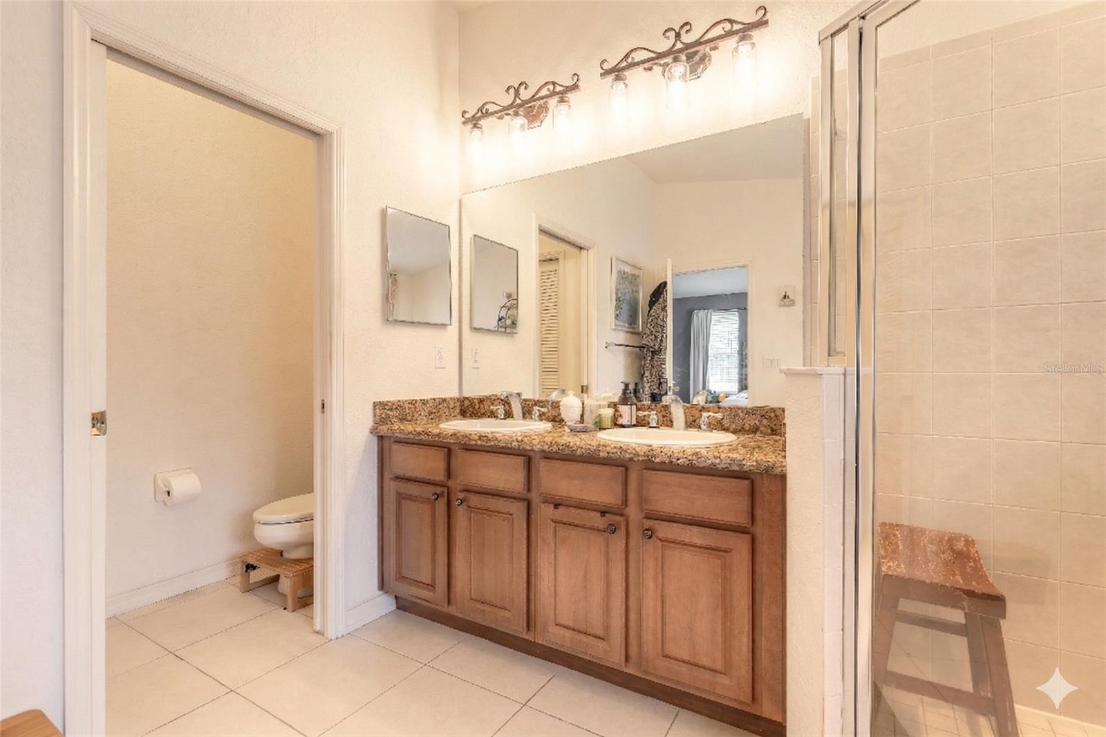 EASTGATE TWNHMS - Residential