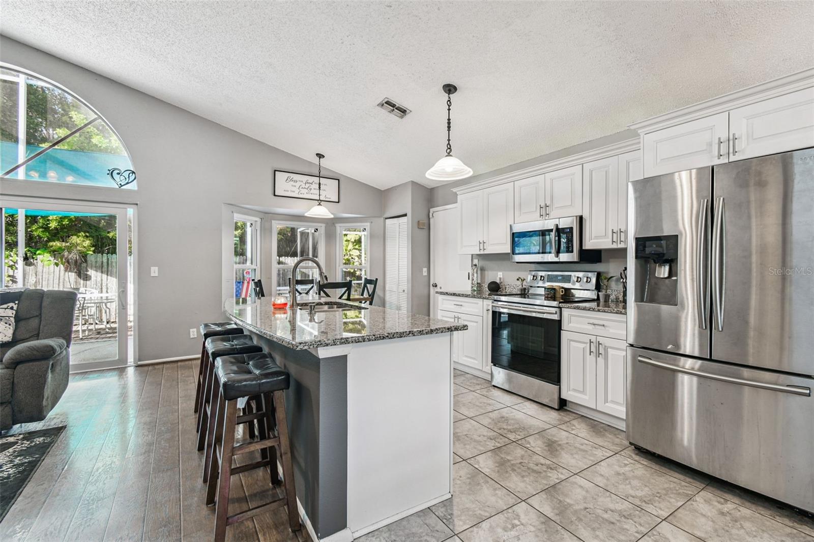 NATURES HIDEAWAY PH 03 - Residential