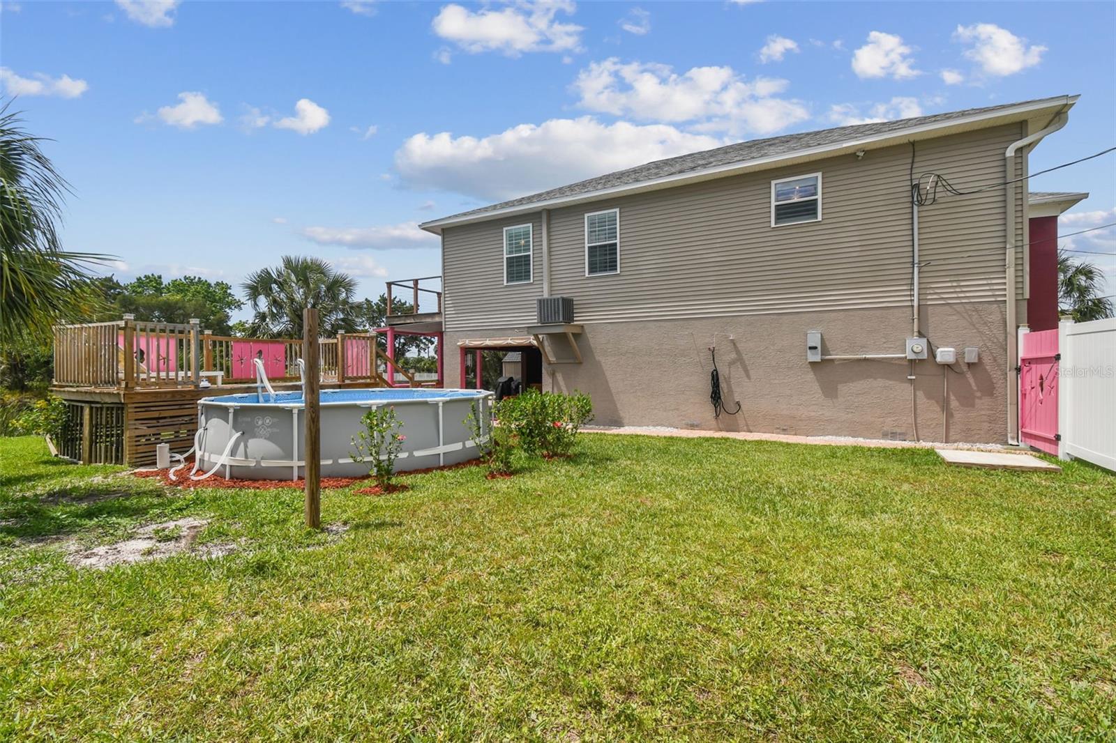 3221 ROSE ARBOR DRIVE