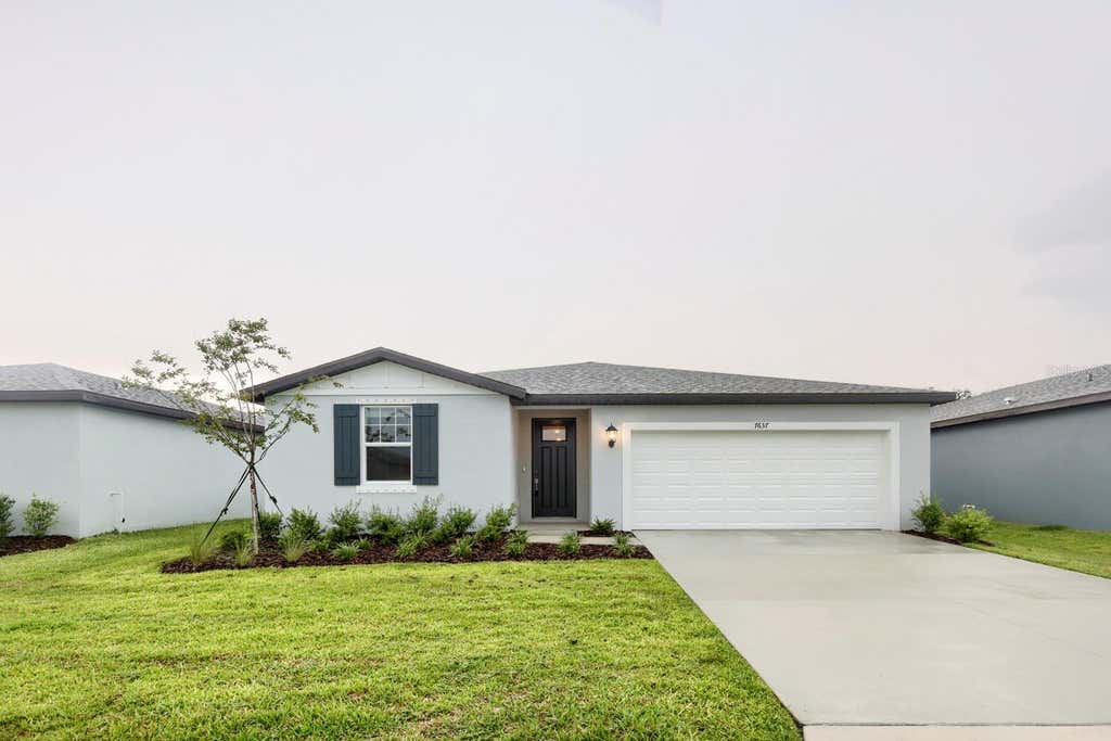 Photo of 7637 Satterfield Terrace, Parrish, FL 34219 (MLS # TB8528723)