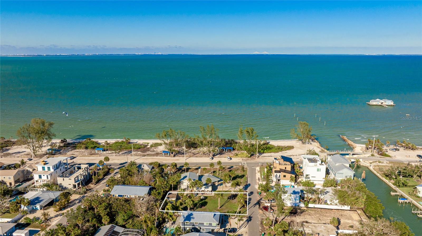 Here's your chance to build your dream home on an oversized lot, 80' X 130', in the City of Anna Maria with partial views of Tampa Bay.